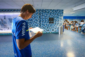 Geromel reconhece circunstâncias ruins, mas elogia reação e promete luta do Grêmio até o final