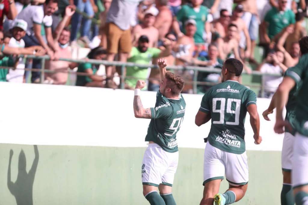 CHANCES DE ACESSO: Goiás encaminha a vaga e Guarani supera 50%; Cinco clubes brigam para subir