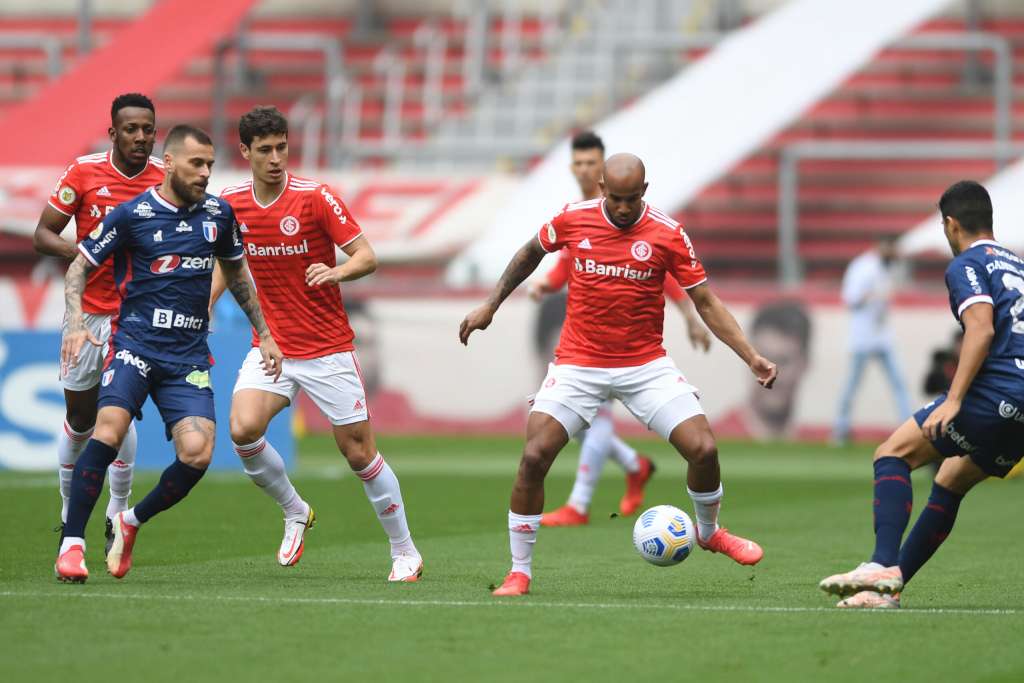Inter busca reação no penúltimo teste do Athletico antes da final sul-americana