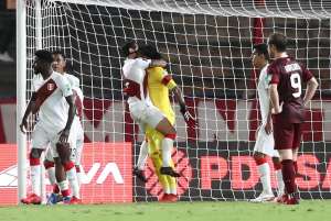 ELIMINATÓRIAS: Gallese pega pênalti, Peru vence o Venezuela e acirra briga por vaga na Copa