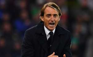 Roberto Mancini quer que Itália 'reencontre o que fez de especial' para se garantir na Copa