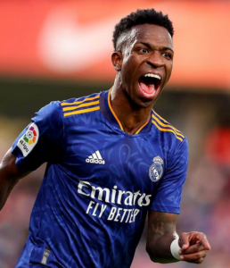 ESPANHOL: Real Madrid goleia o Granada com gol de Vini Jr e linda assistência de Casemiro