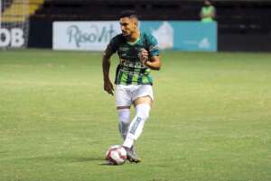 Paulista A2: Taubaté anuncia lateral campeão com o Atibaia em 2018