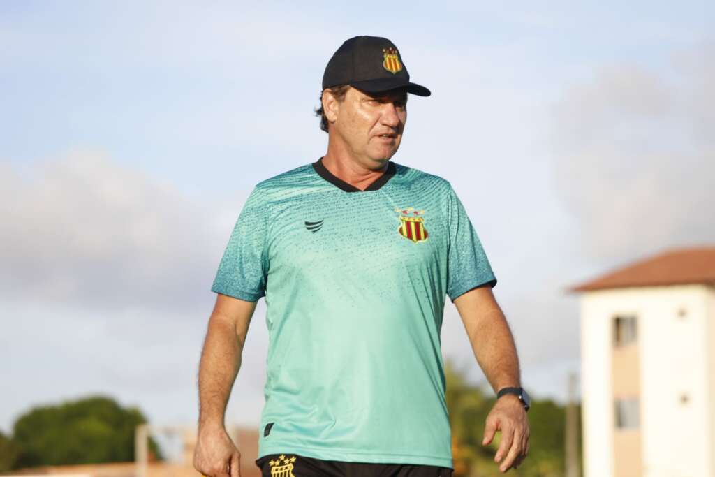 Série B: Presidente do Sampaio Corrêa confirma permanência de Brigatti: ‘Grande profissional’