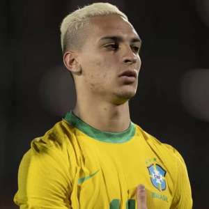 Brasil x Paraguai - Tite deve seguir com testes e seleção pode ter muitas novidades