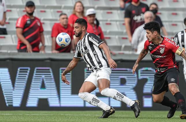 BRASILEIRÃO: Atlético-MG se aproxima do título e Grêmio ainda respira