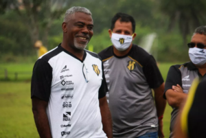 Paraense: Castanhal anuncia renovação do treinador para 2022