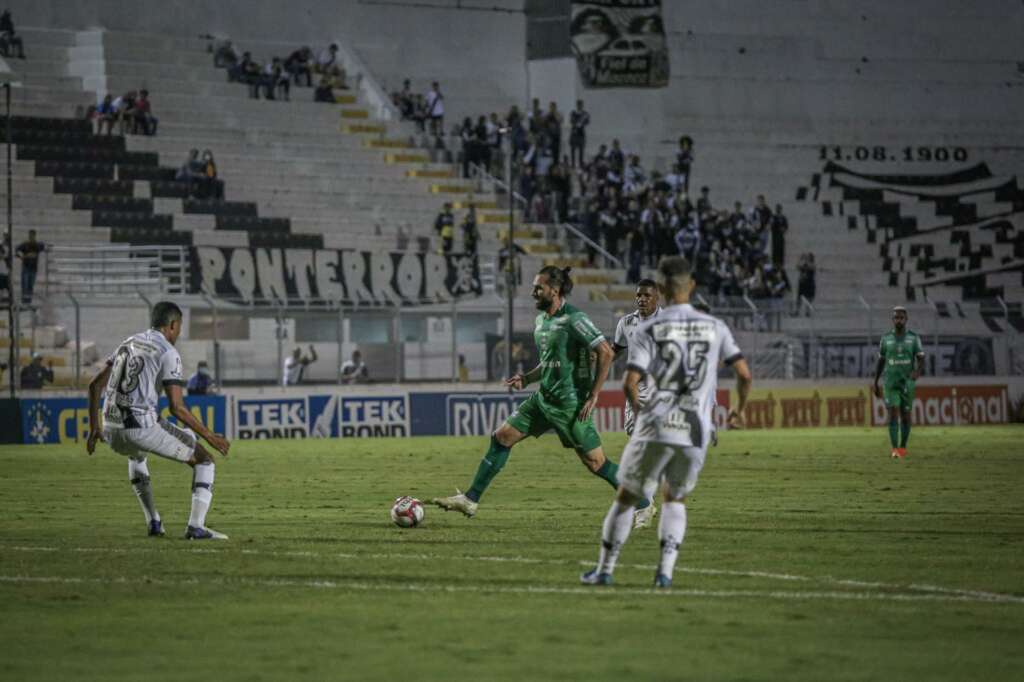 Ponte Preta 3 x 2 Coritiba – Se jogasse esse futebol antes…