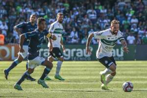 Coritiba 0 x 1 CSA - CSA mantém vivo o sonho pelo acesso e tira o título do Coxa