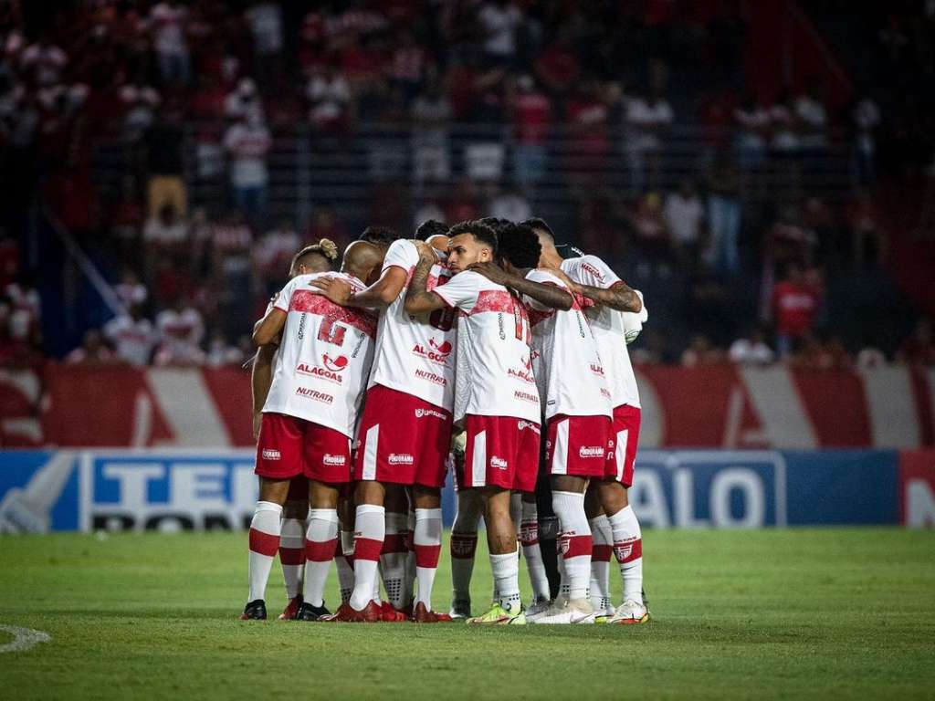 Brusque x CRB – Em realidades opostas, Marreco e Galo buscam ganhar fôlego na Série B