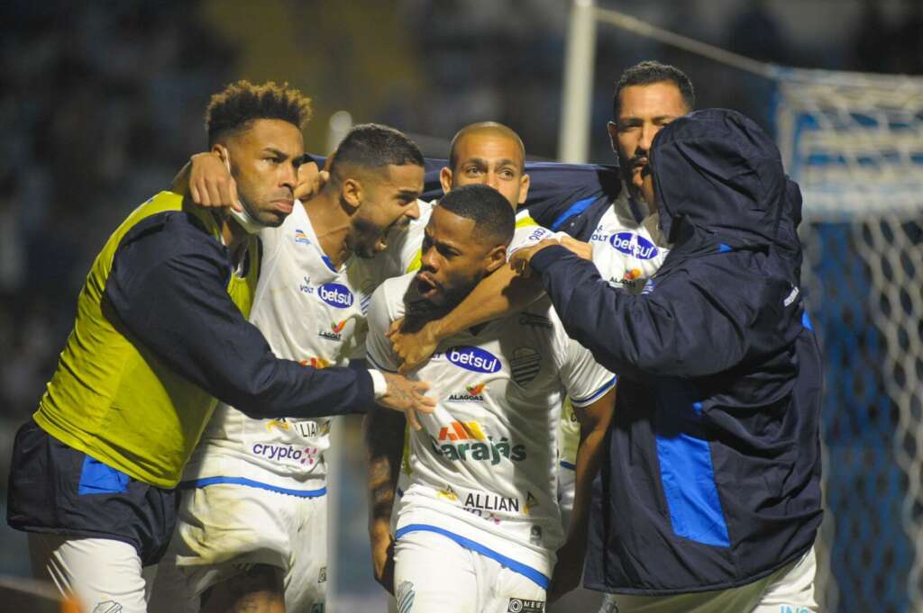 CSA x Brasil – Olho no jogo e ouvido no radinho!