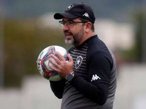 Série B: Treinador deve renovar com Botafogo para 2022