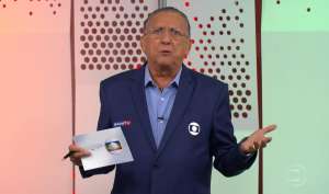 TikToker? Mesmo errando a letra, Galvão Bueno comemora gol da Seleção Brasileira com hit: 'Chama no zoom'. OUÇA!