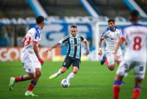 Bahia x Grêmio - Qual tricolor vai se aproximar da Série B?