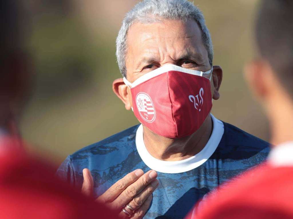 Série B: Hélio dos Anjos quer dar o troco no Coritiba; Entenda aqui!