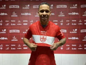 Série B: Na briga pelo acesso, CRB anuncia a saída de quatro atacantes do elenco