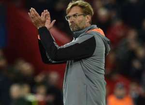 Klopp elogia decisão de jogador australiano de se revelar homossexual