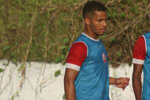 Série B: Após detonar categorias de base do Náutico, Hélio dos Anjos deve escalar garoto