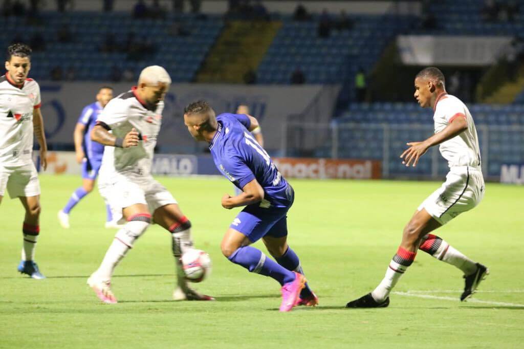 CHANCES DE REBAIXAMENTO: Dez clubes seguem na briga; Uma vaga aberta e Ponte e Cruzeiro com chances remotas