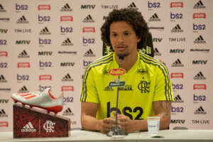 Pitonisa? Arão prevê conquista do Flamengo sobre o Palmeiras: 'Acho que ganhamos de 2 a 0'