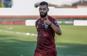 Atlético-GO enfrenta o Flamengo para encostar no G6 do Brasileirão