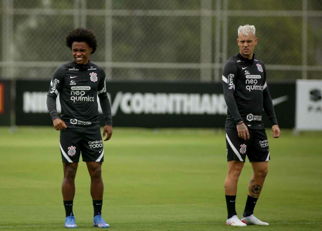 Paulistão: Enquanto passa férias no exterior, atacante do Corinthians tem casa assaltada