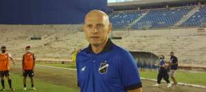 Pernambucano: Salgueiro anuncia ex-Paraná e ABC-RN como treinador