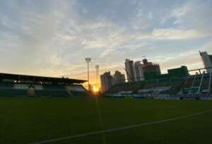 Chapecoense tem a penúltima chance de vencer a primeira em casa no Brasileirão