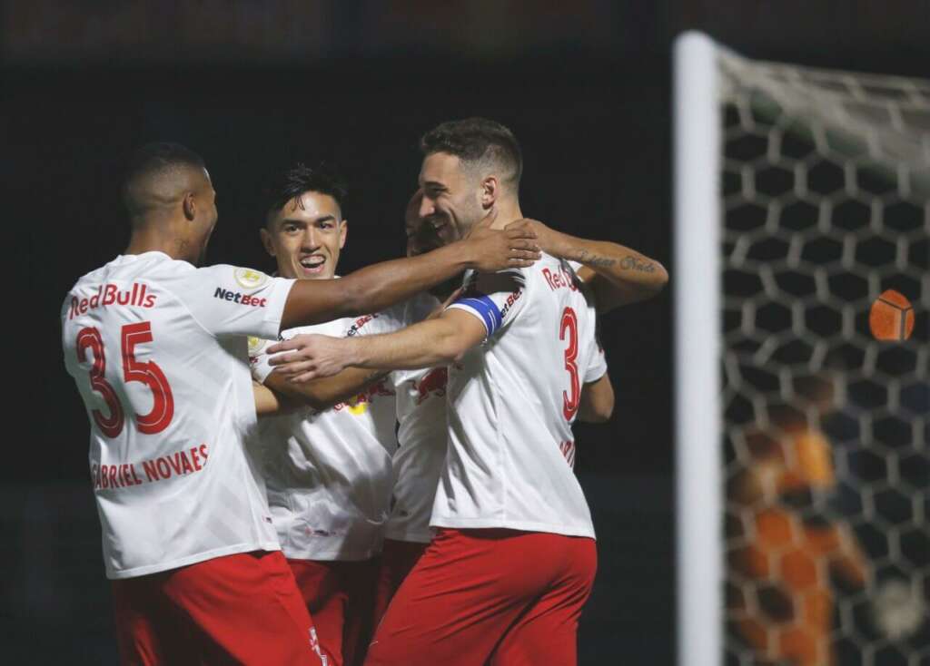 CHANCES DE LIBERTADORES: Oito clubes sonham, mas matemáticos veem apenas dois clubes na briga