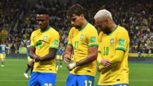 Neymar comemora parceria no ataque com Vinicius Junior: 'É um craque'