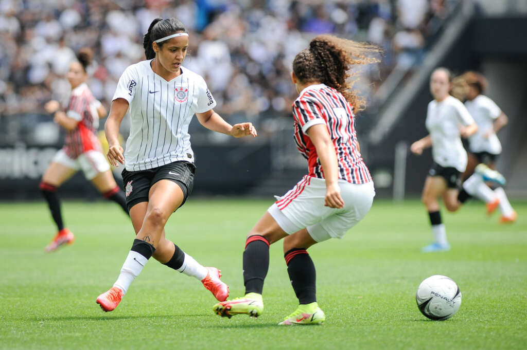 São Paulo vence Corinthians em Itaquera e fatura o tetracampeonato do  Paulistão Feminino Sub-17 - Lance!