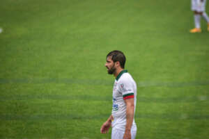 Paulista A2: Sem propostas da Portuguesa, zagueiro ex-Ponte Preta acerta com o São Bento