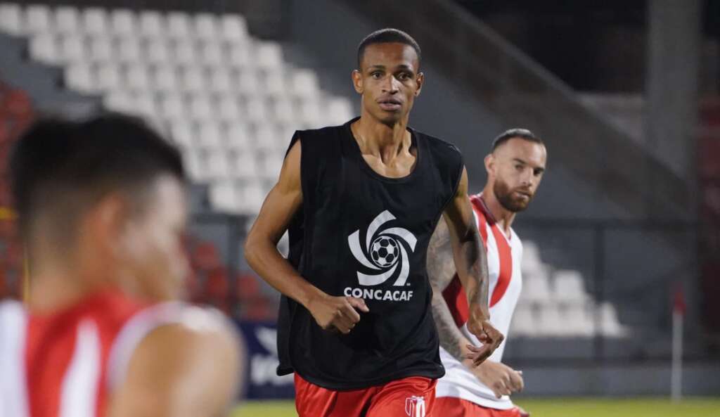 Zagueiro brasileiro se destaca e está com um pé na final na Nicarágua