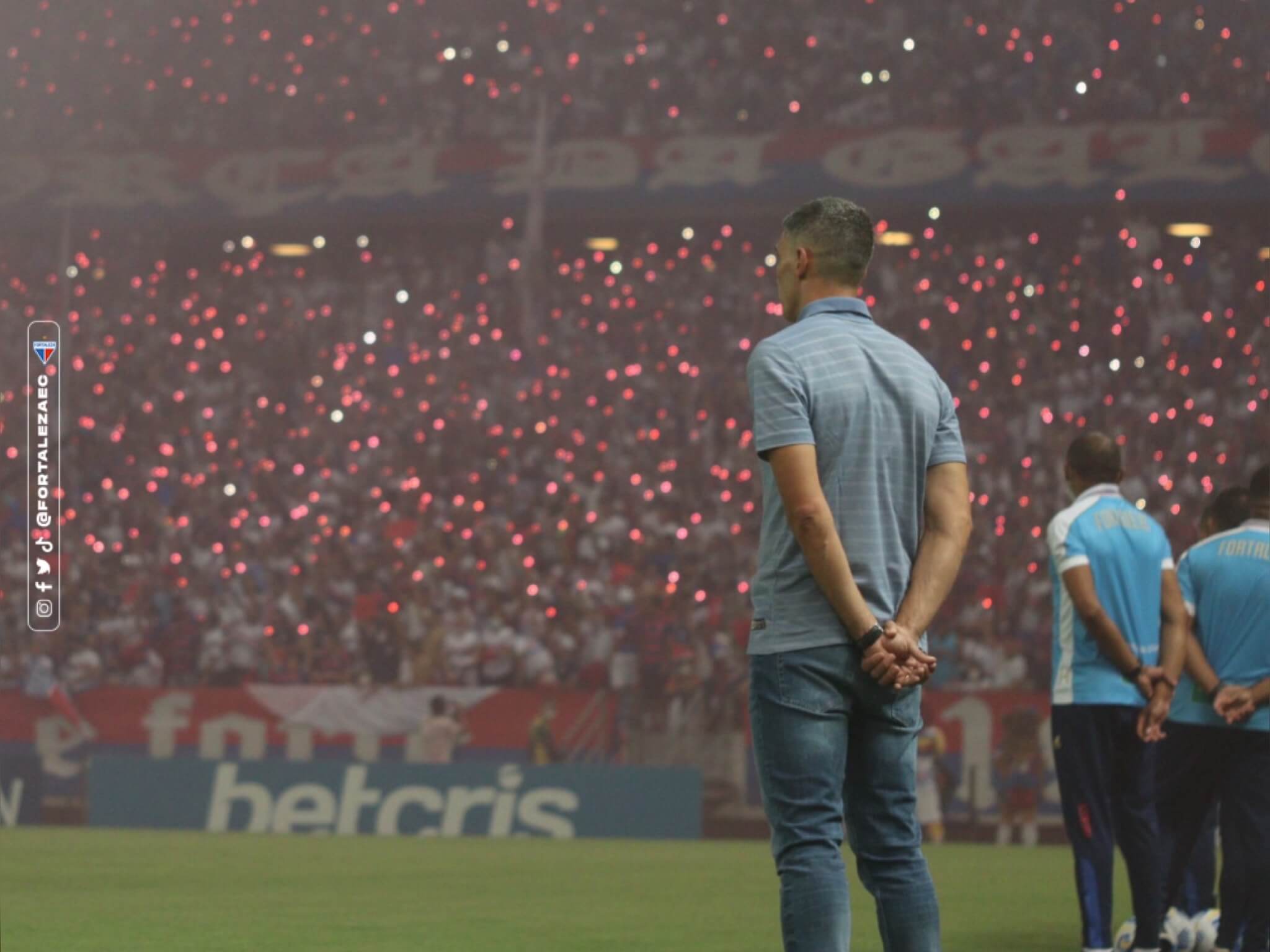 Após vaga para Libertadores, Vojvoda comemora no Fortaleza: “Alegria da torcida é a nossa alegria”