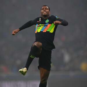 ITALIANO: Inter de Milão vence Torino e aumenta vantagem na liderança