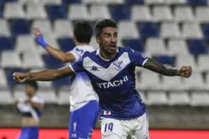 Cearense: Fortaleza negocia com atacante do Vélez Sarsfield