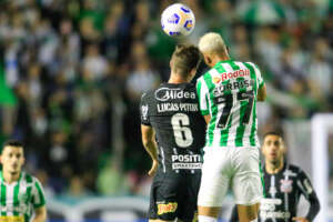 Juventude 1 x 0 Corinthians - Teve gaúcho rebaixado, mas não foi o Ju! Quem fará tatuagem do Seu Jair?