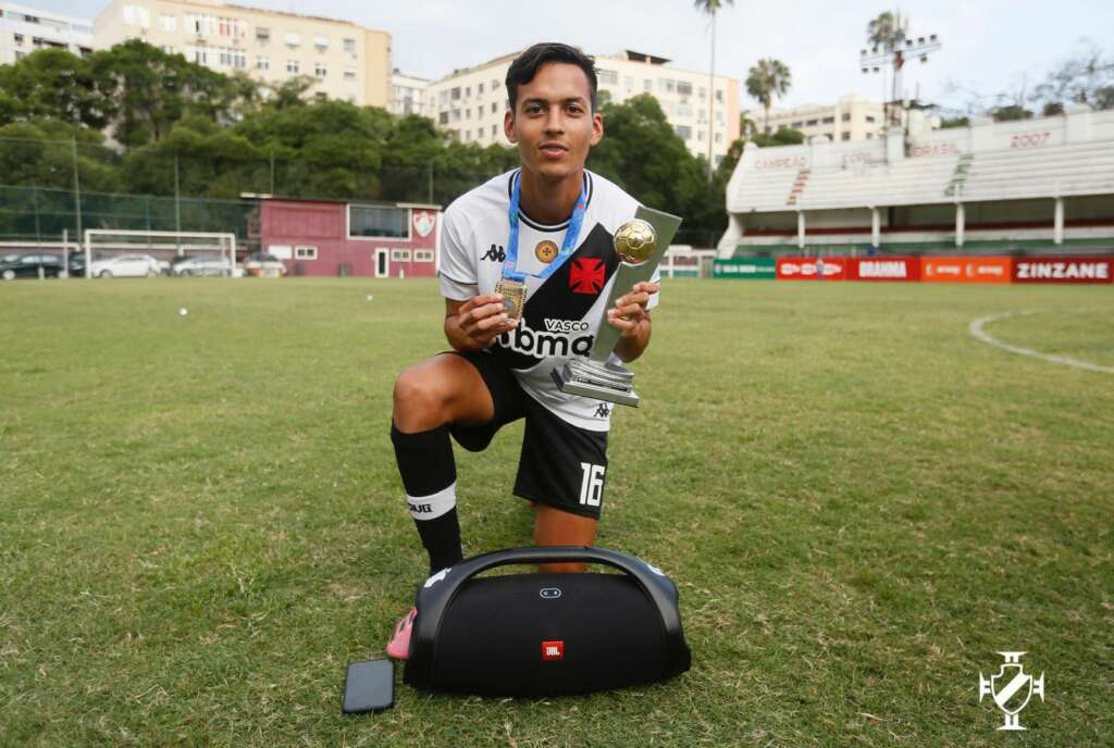 No Vasco, Kauã Lucas destaca união da equipe em título do Carioca Sub-17