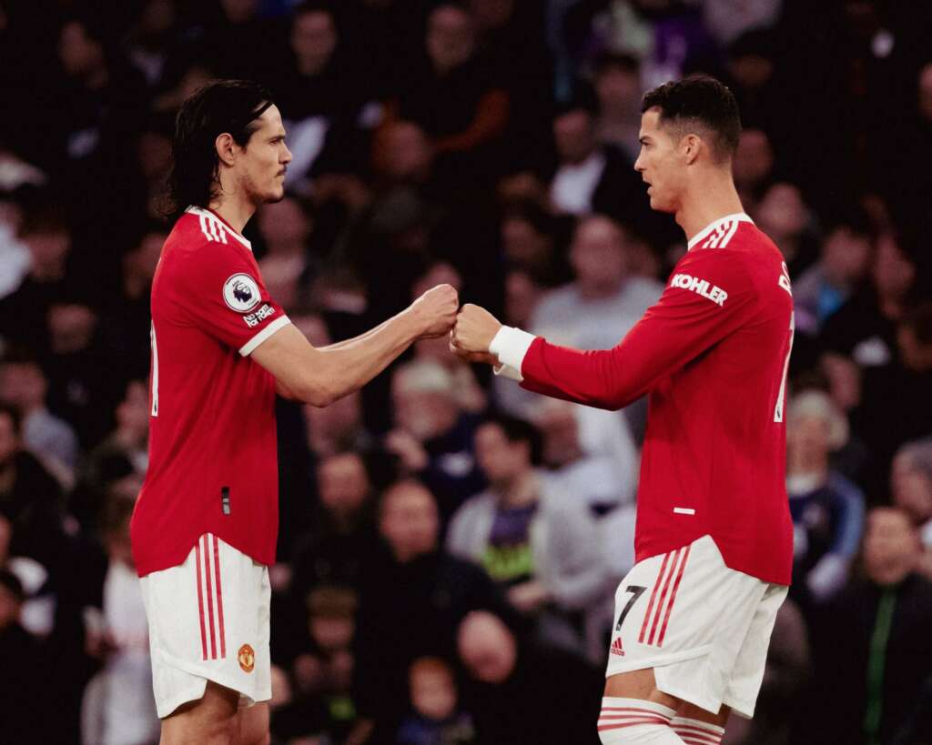 Diretoria do Corinthians nega conversas por Cavani, mas avisa: ‘Tudo é possível’