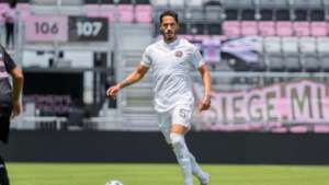 Corinthians estuda contratação de zagueiro argentino do Inter Miami