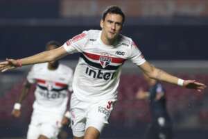 Cearense: Ceará e São Paulo aguardam ‘sim’ de atacante para fechar transferência