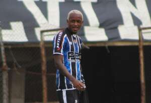 Paulista A3: EC São Bernardo confirma permanência de meia: 'Muito feliz por continuar'