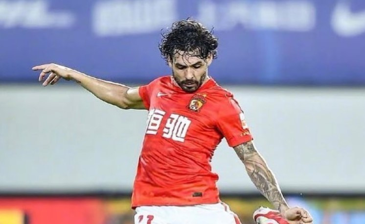China proíbe tatuagens na seleção nacional e pede a jogadores para removê-las