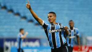 Paranaense: Paraná anuncia atacante ex-Grêmio e mais dois reforços