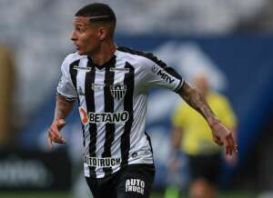 Após o título, Guilherme Arana solta palavrão para elogiar a torcida do Galo: 