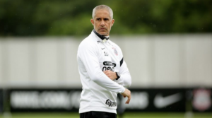 Paulistão: Clássico com o Santos na quarta-feira vai ser uma 'decisão' para Sylvinho