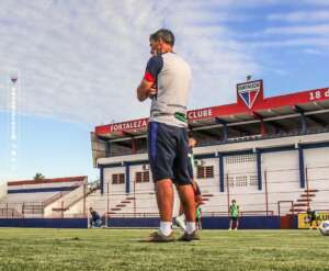 Emocionado após festa e renovação, técnico agradece o Fortaleza