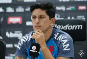 Gilberto, do Bahia, e Cano, ex-Vasco, entram na mira de grande clube carioca