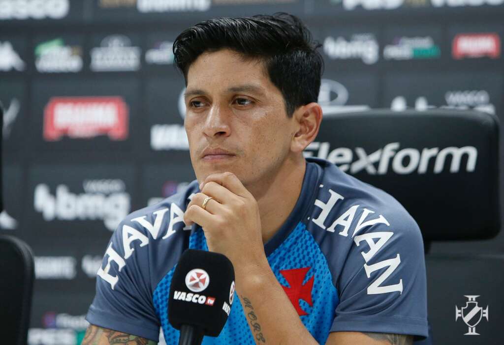 Artilheiro argentino é mais um a deixar o Vasco