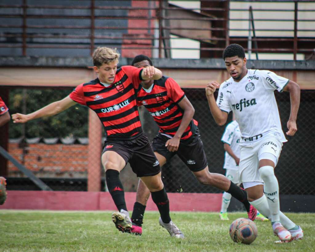 PAULISTA SUB 17: Ferroviária e Corinthians goleiam e encaminham classificação para semifinais